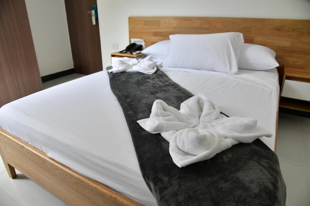 Alpha Hotel Boutique Некокли Экстерьер фото